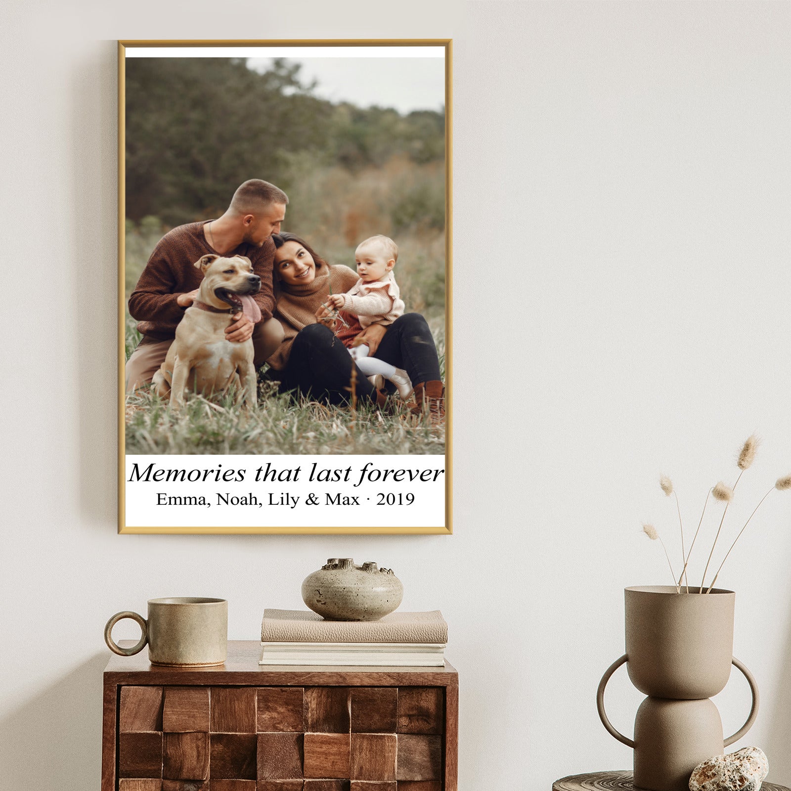 Plakat w ramie ze zdjęcia z białym marginesem i napisem