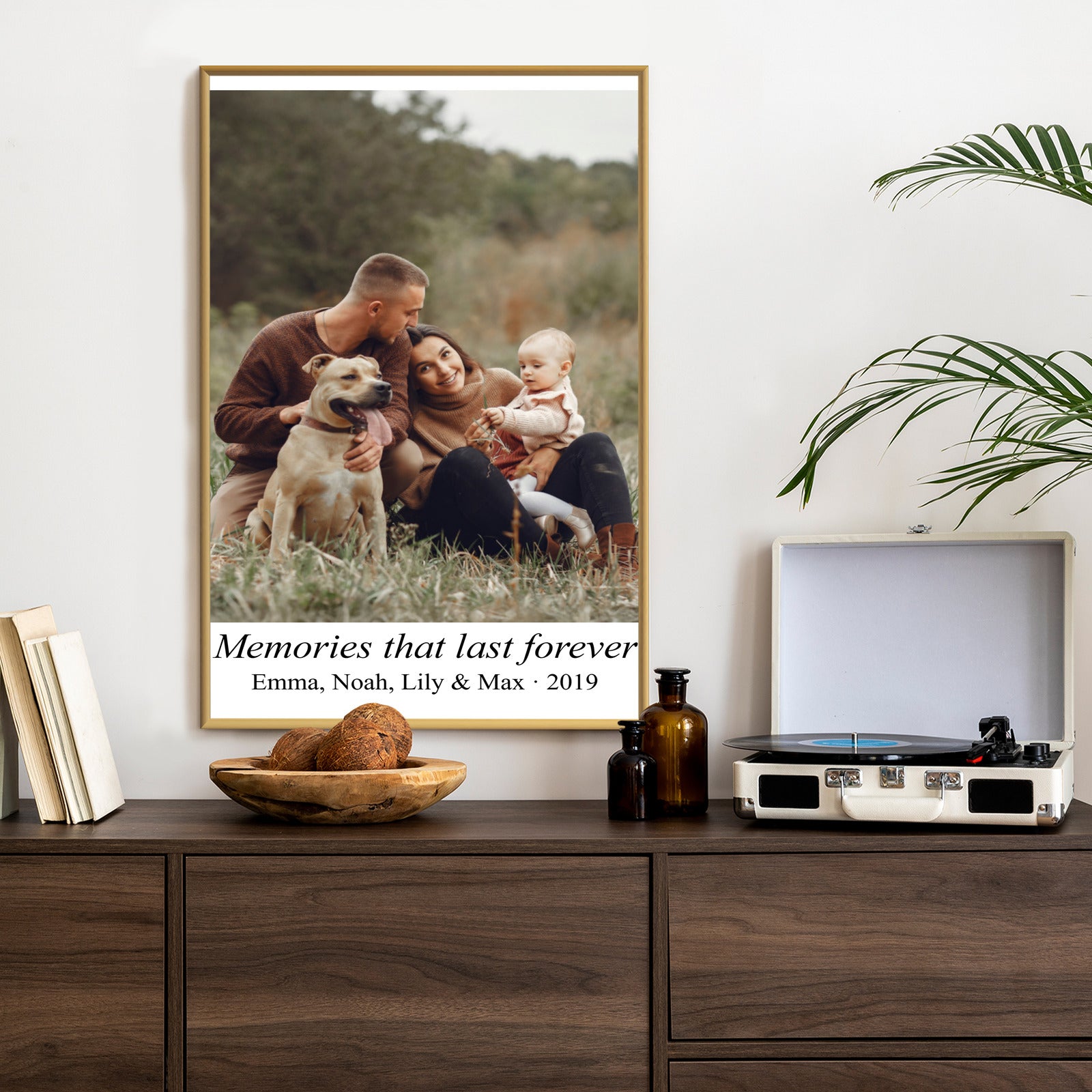 Plakat w ramie ze zdjęcia z białym marginesem i napisem