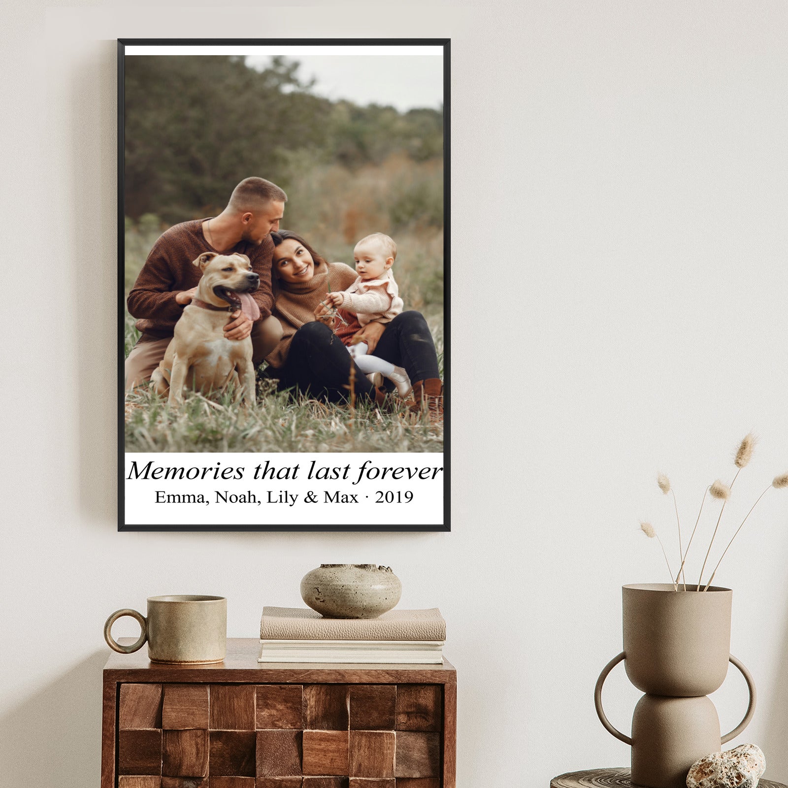 Plakat w ramie ze zdjęcia z białym marginesem i napisem