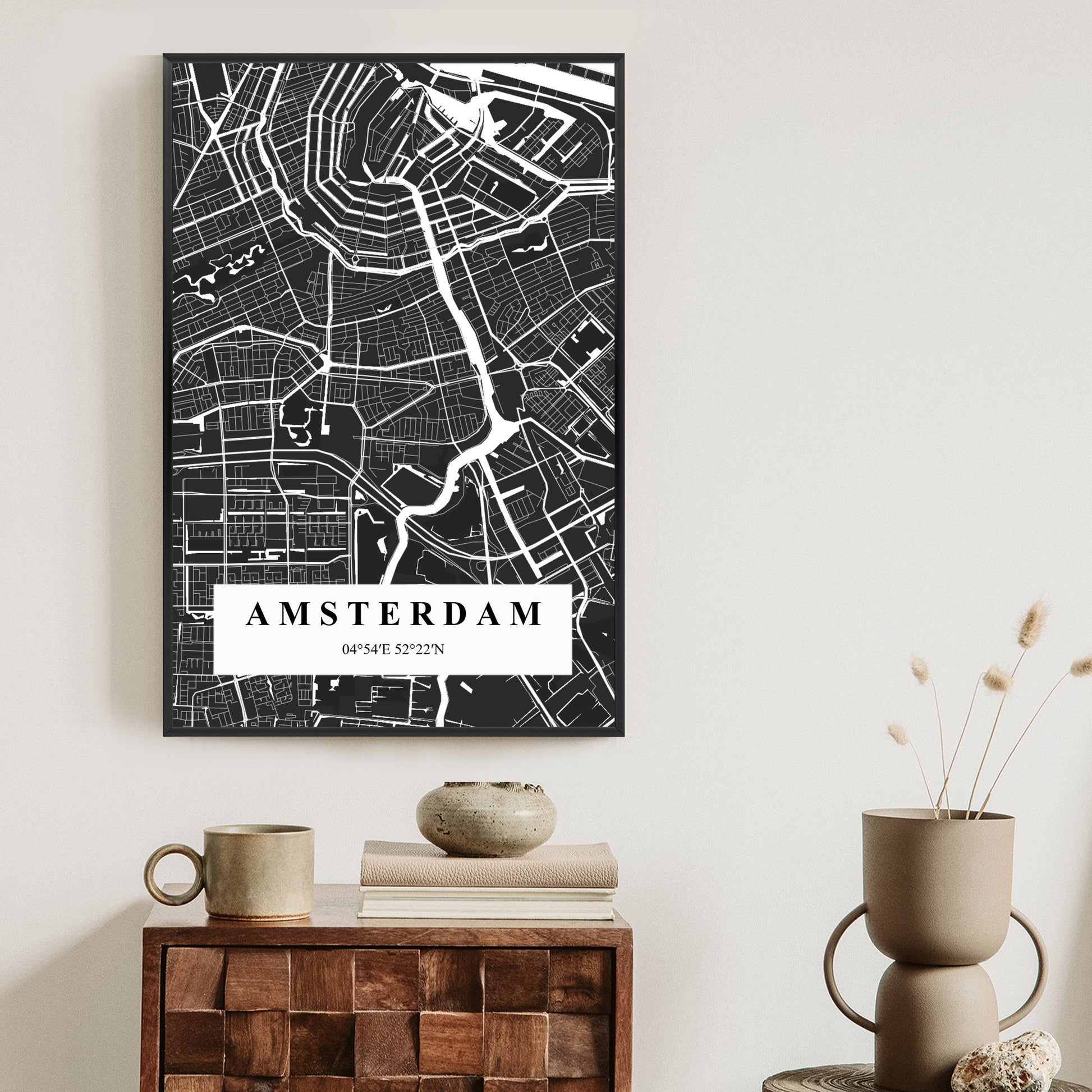 Plakat w ramie z mapą miejsca i napisem